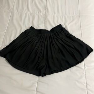 Moving sale!! Soft dressy shorts